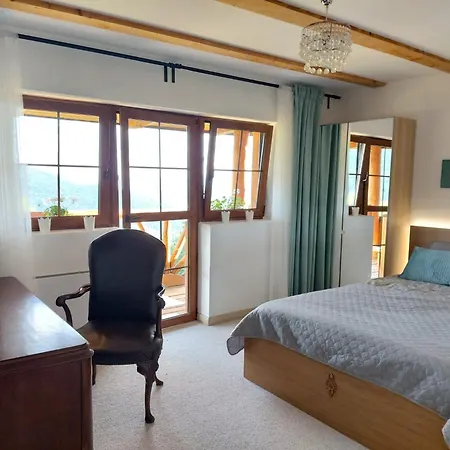 Zaroowka Slow House ميدزبرودزي جيفيتسكي